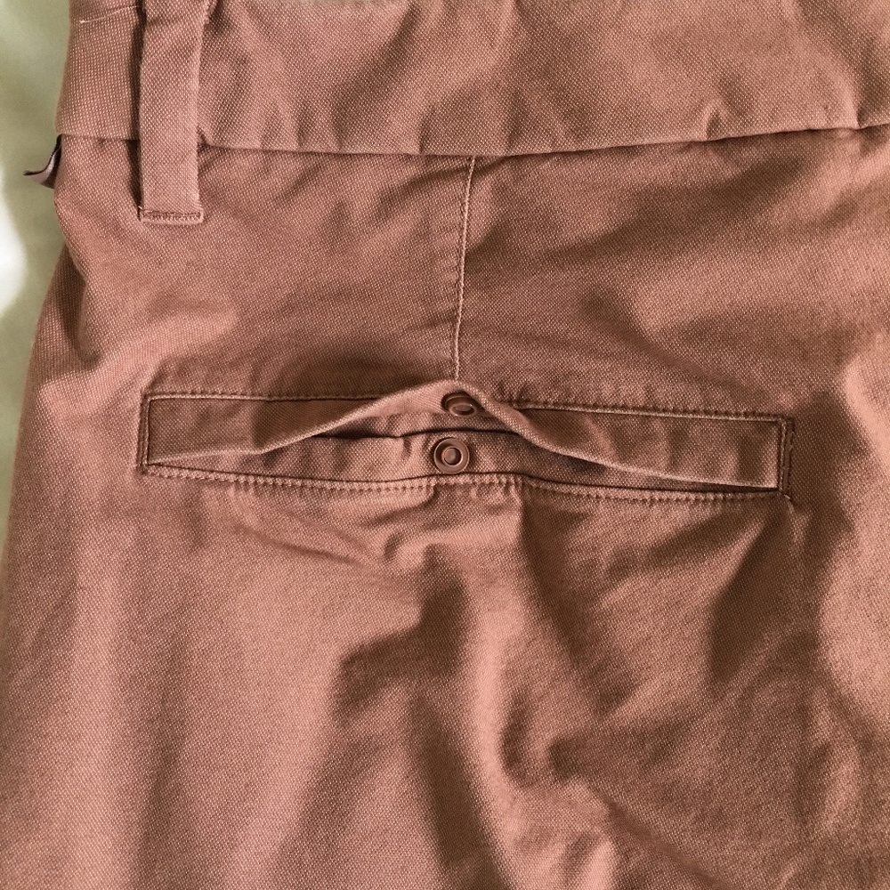 Lululemon men's classic fit 5 pocket pant. Size 34. - Picture 10 of 14